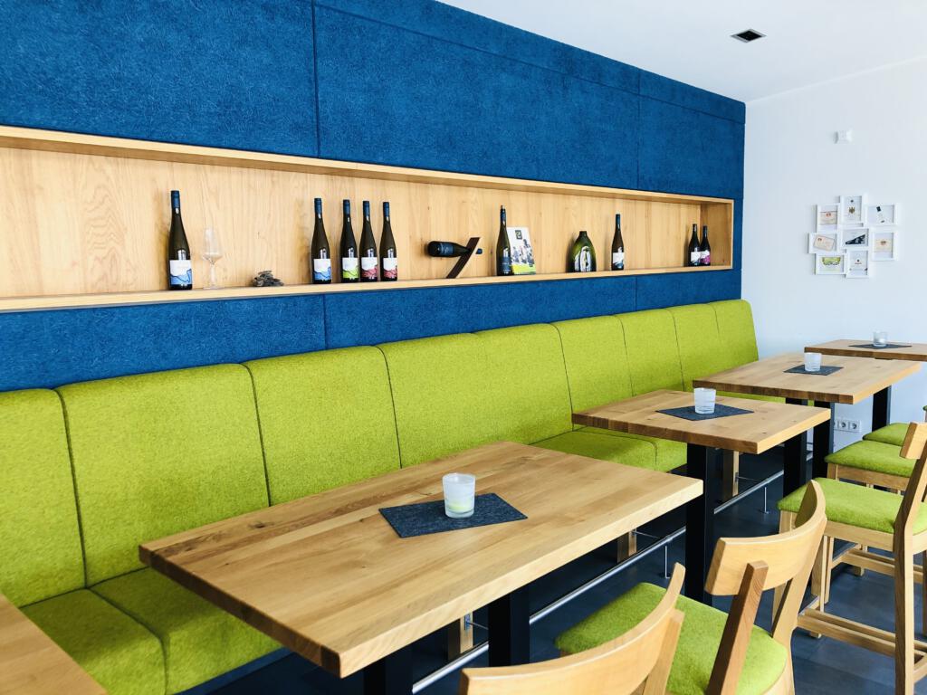 Moderne Straußwirtschaft